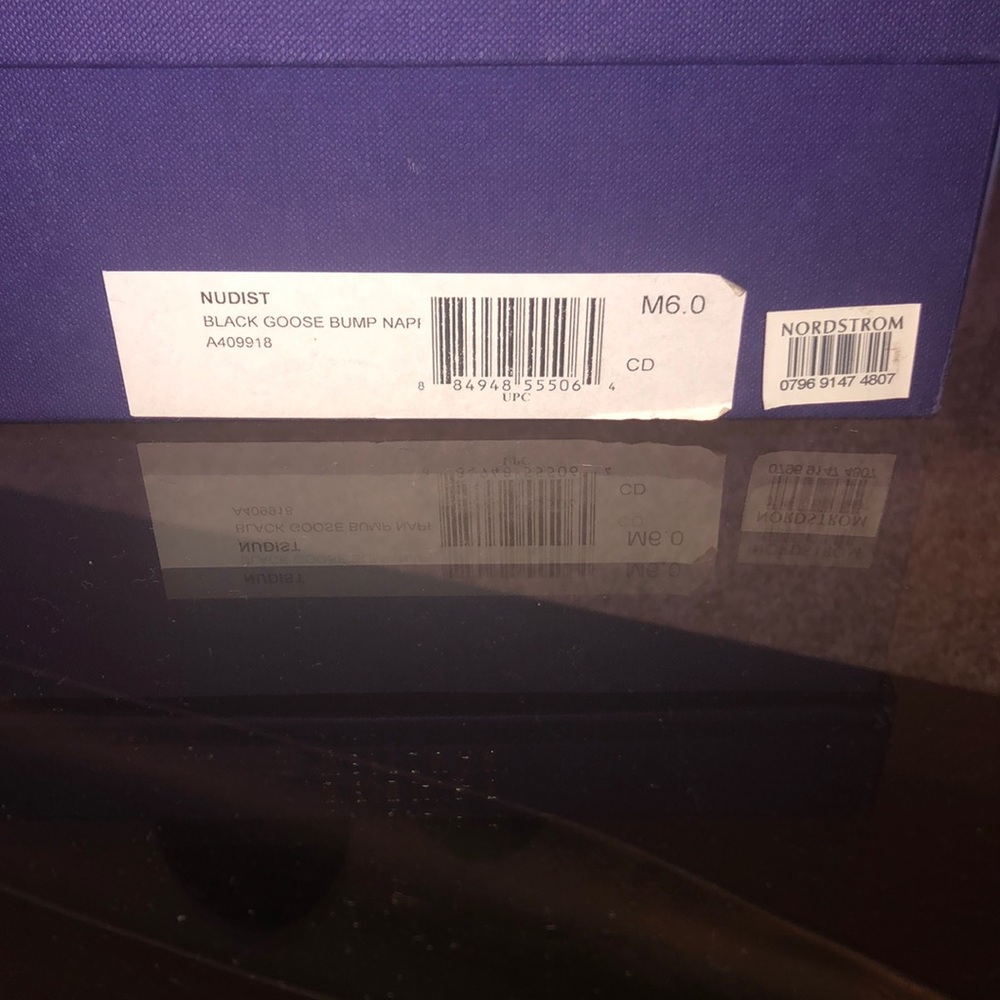 Stuard weitzman - Picture 5 of 5